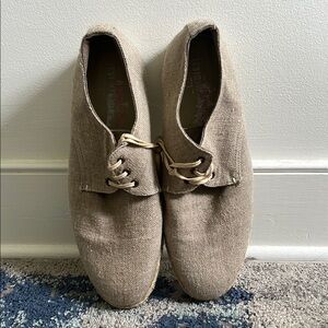 Men's Tan Casual Shoes